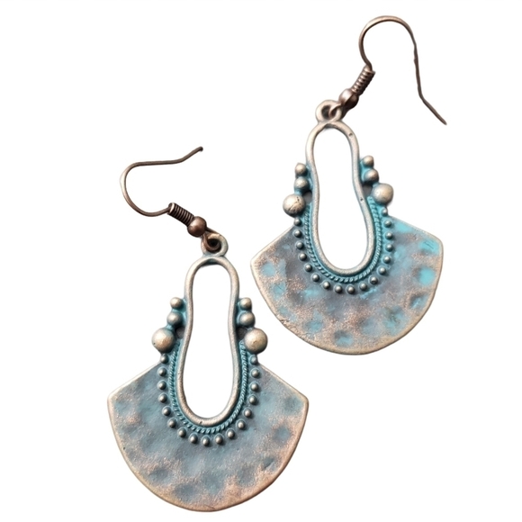 Fashion Jewelry Bohemian Dangle Earrings Sz OS - Picture 1 of 4